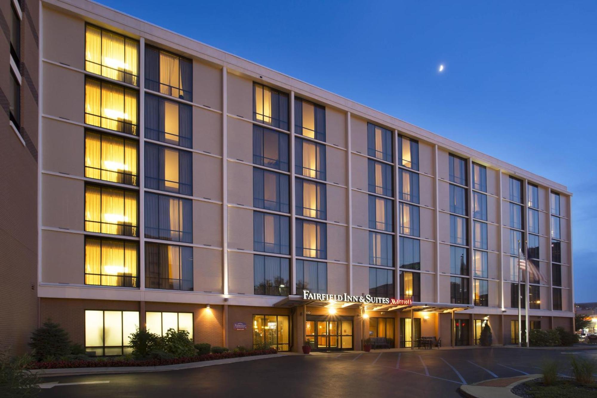 Fairfield Inn & Suites Louisville Downtown Екстер'єр фото