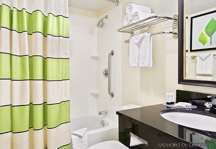 Fairfield Inn & Suites Louisville Downtown Екстер'єр фото