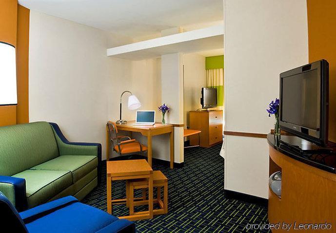 Fairfield Inn & Suites Louisville Downtown Екстер'єр фото